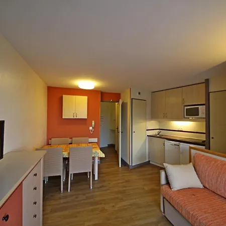 Apartment 2m J4 332 - 456la *